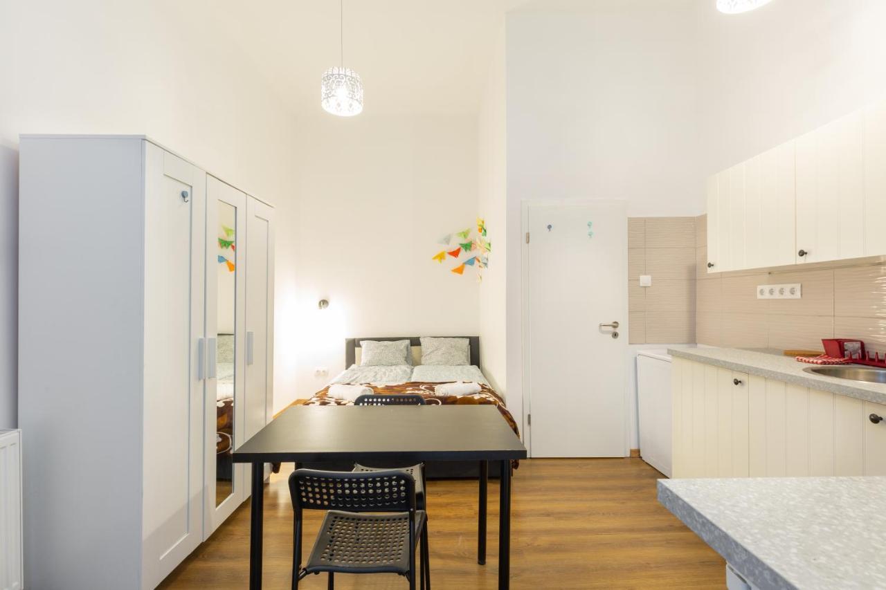 Nepszinhaz 16 Tiny Studios Budapešť Exteriér fotografie